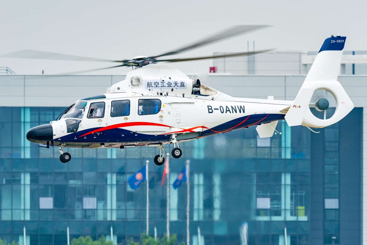 AC312E进行飞行预演。摄影：岳书华-1